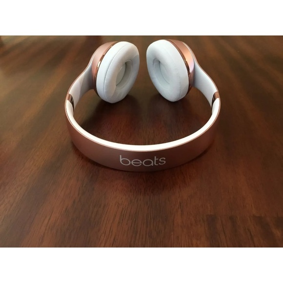 Beats - Picture 2 of 3